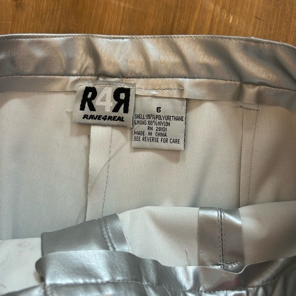 NWOT Y2K Rave4Real Silver Rave Retro Metallic Womens Pants Girl’s Night Out Sz 6 - Picture 5 of 10